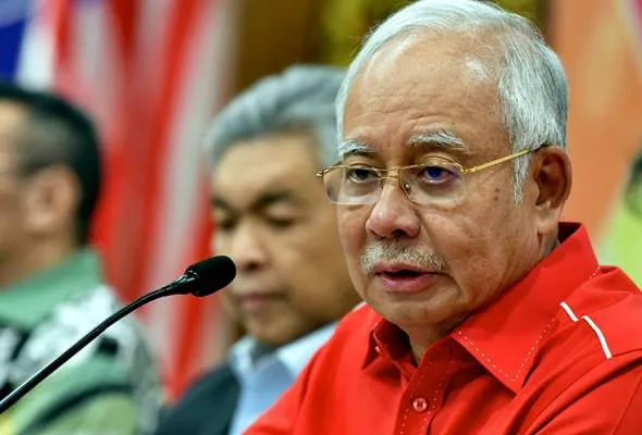 41503576295_PresidenUMNODatuk.jpg