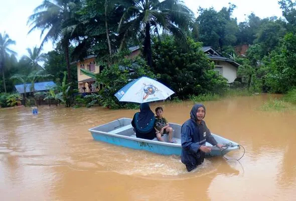 51483282451_Banjir.jpg