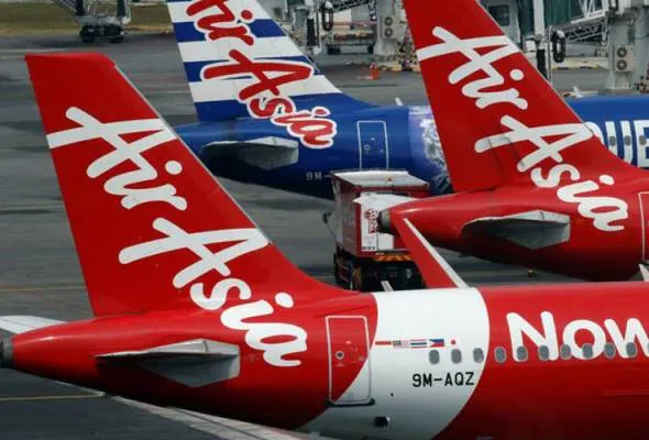 41506927917_airasia.jpg