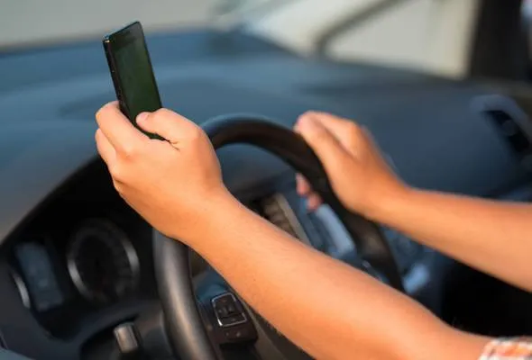 51508825832_TextingDriving.jpg