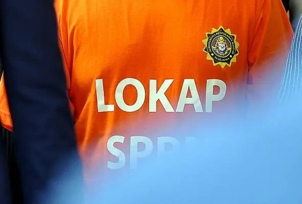 51533113657_BajuLokap.jpg