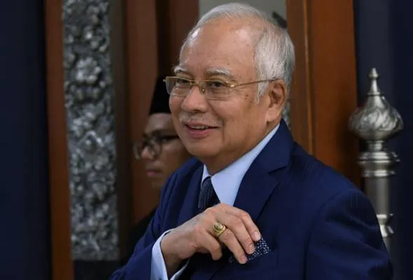 41544868005_TBNAJIB.jpg