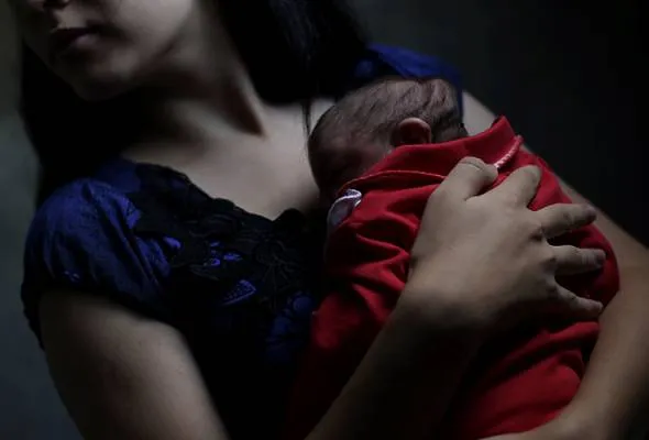81519008812_singlemother.jpg