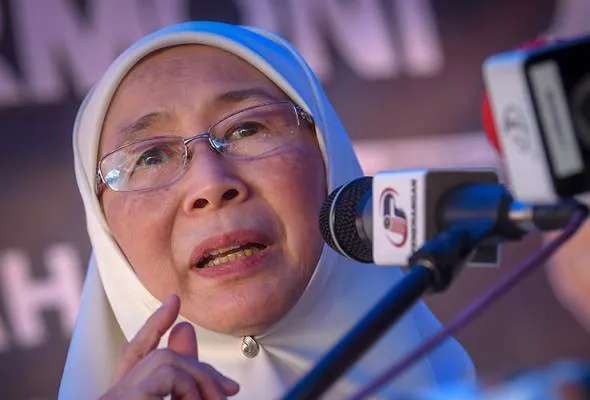 61530439709_wanazizah.jpg