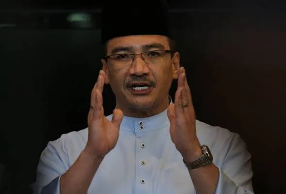 71439640664_HishammuddinHussein.jpg