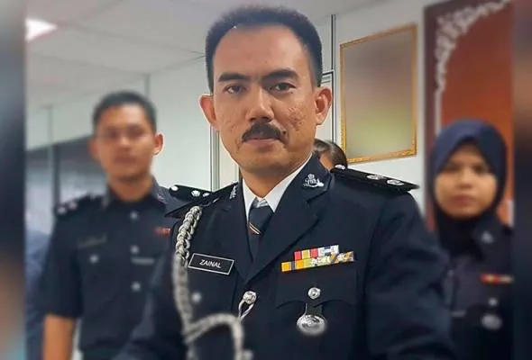 71535776437_polisperak.jpg