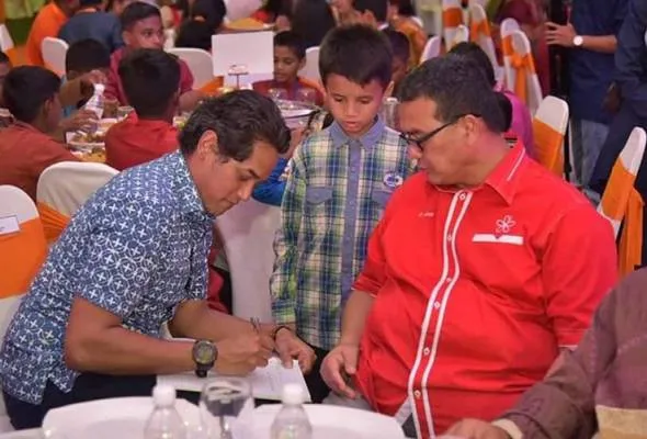 41541833305_KJbersatu.jpg