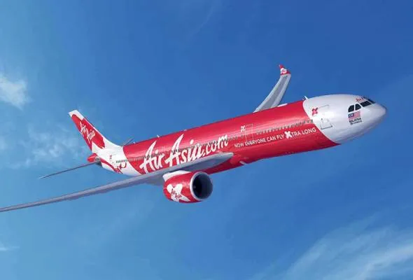 41531999892_AIRASIA.jpg