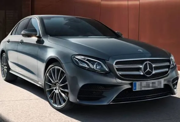 71536744404_mercedesbenz.jpg