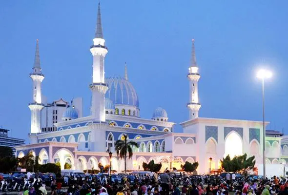 61542200978_MasjidSultanAhmad.jpg