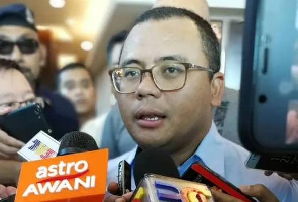 61549813118_MENTERI.jpg
