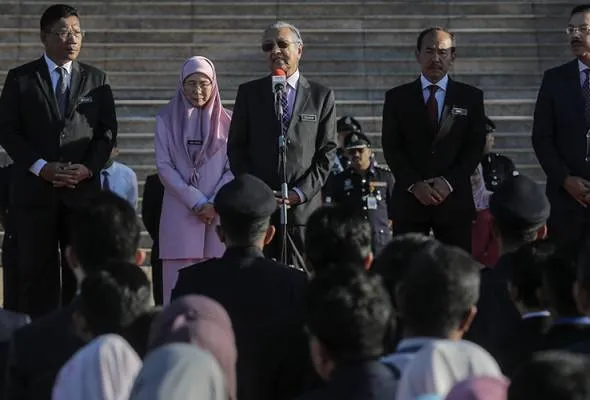 61549858904_PMOtunmahathir.jpg