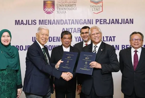 41547195533_UITM.jpg