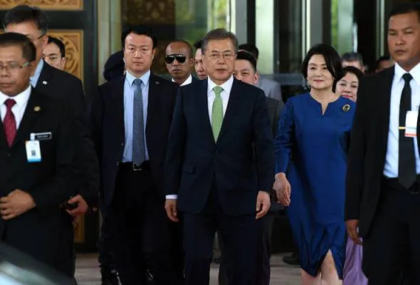 41552377843_moonjaein.jpg