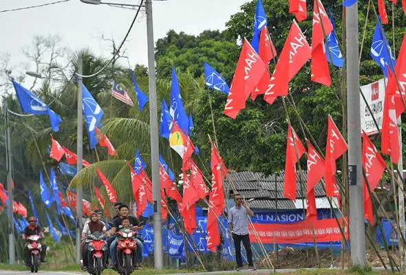 51573140475_Perangbendera.jpg