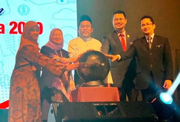 41570442839_BulanKeusahawanan.jpg