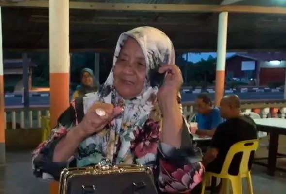 81567766130_TBPENIAGAPUKAU.jpg