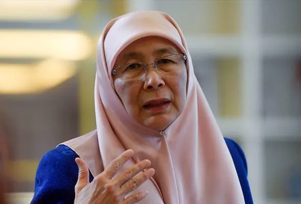 71580269346_DATUKSERIDRWANAZIZAH.jpg