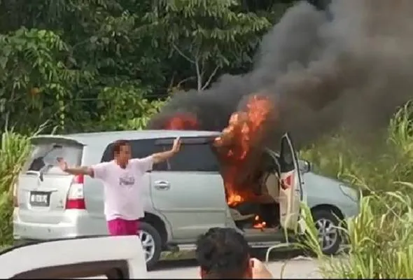 51582181577_LelakiIndonesia.jpg