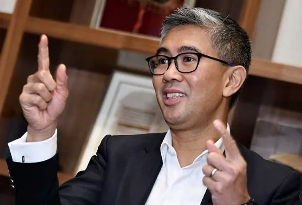 71584976995_TBTengkuZafrul.jpg