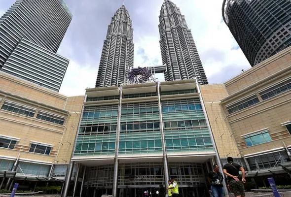 71588557055_KLCC.jpg