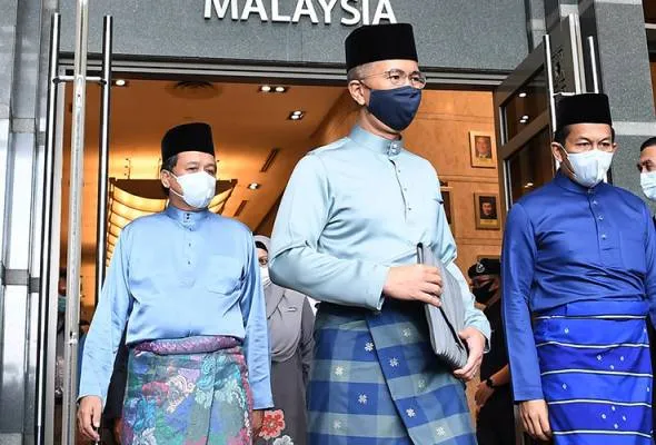 51604842110_TBTENGKUZAFRULBELA.jpg