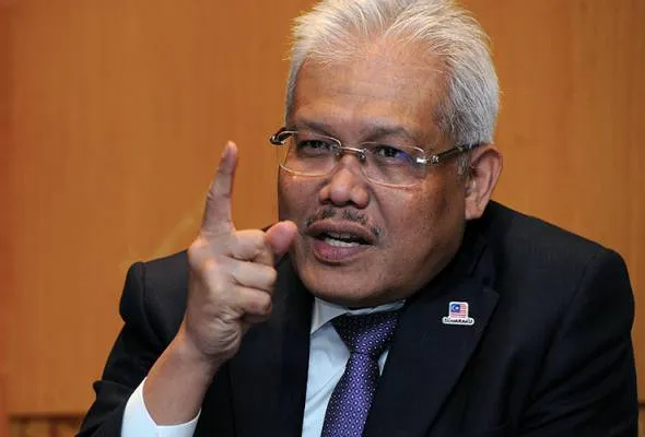 51600767077_HamzahZainuddin.jpg