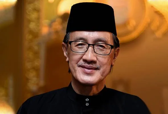 61602551845_MenteriKerjaRaya.jpg
