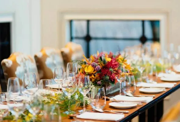 51607663811_dinnerarrangementd.jpg