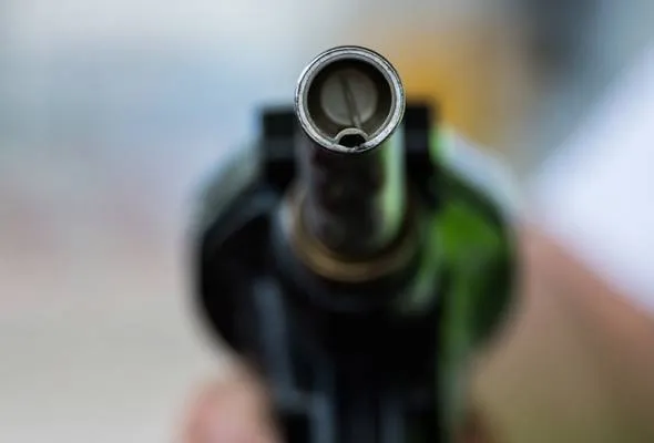 61547191974_petrolpump.jpg