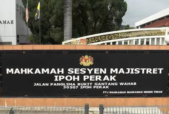 61627534704_TBmahkamahipoh.jpg