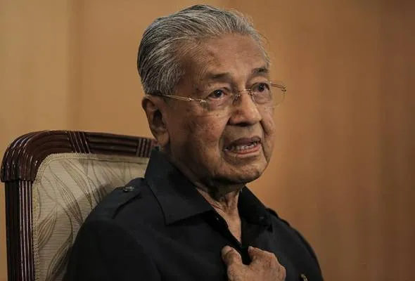 61623762453_TunM.jpg