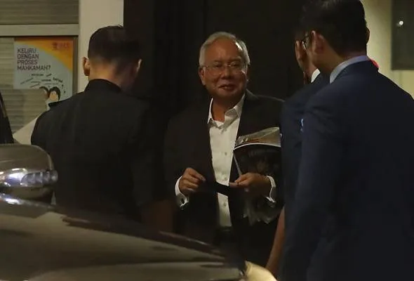 41670480258_NajibRazak.jpg