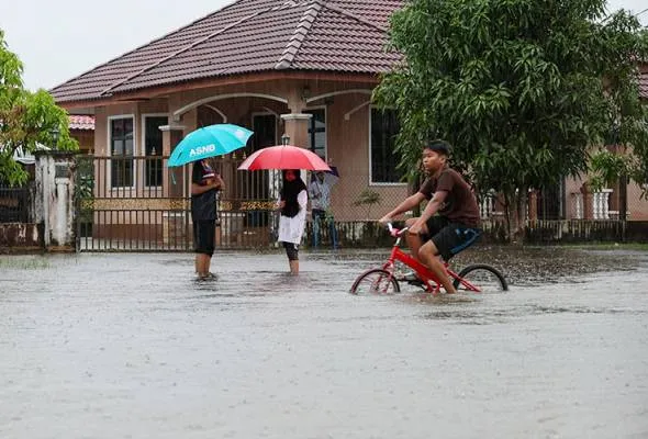 41670641812_Banjir.jpg