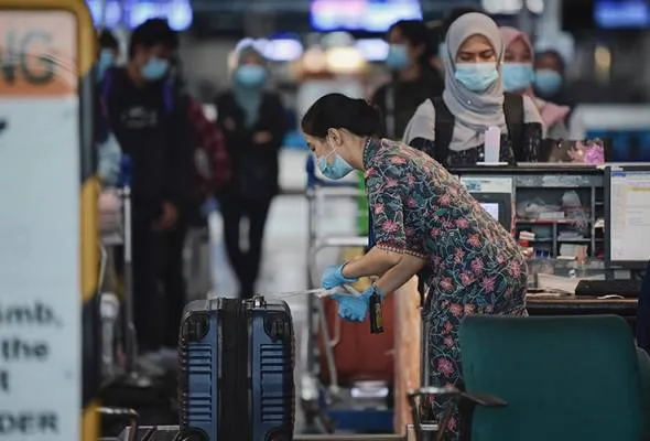 41646759192_KLIA.jpg