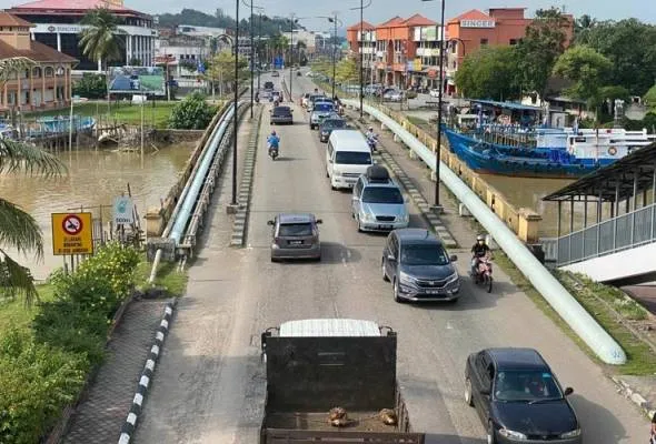 51646973827_JambatanMersing.jpg