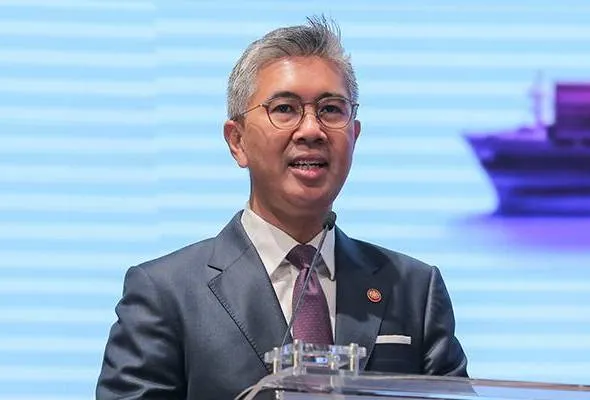 41664620348_TengkuZafrul.jpg