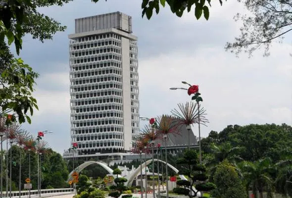 81665321028_MalaysiaParliament.jpg