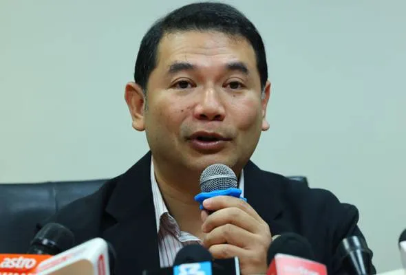 41691145421_RafiziRamli.jpg