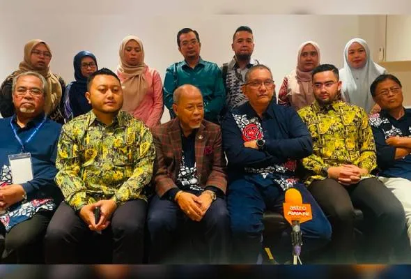 51692418414_AlumniBMalaysia.jpg