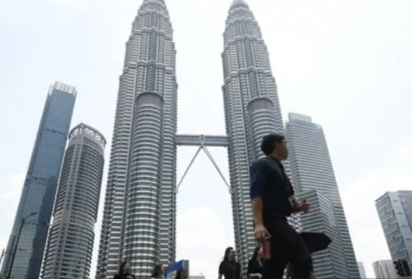 71658163463_klcc.jpg