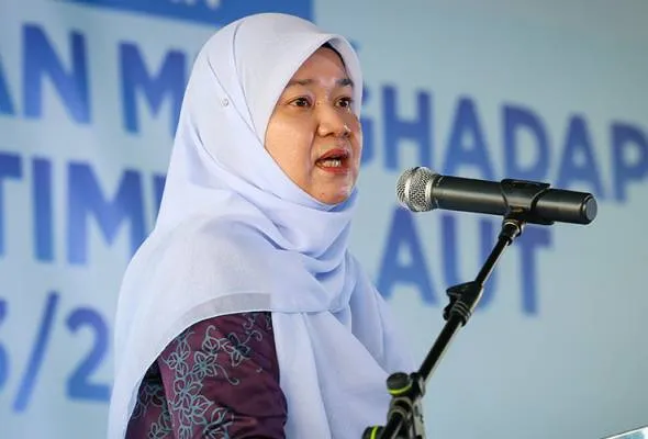 41699246425_FadhlinaSidek.jpg