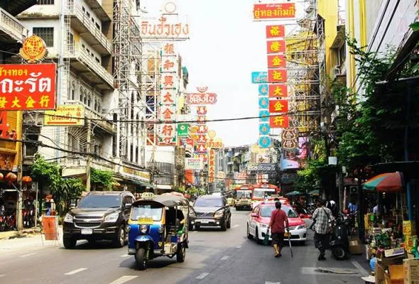 61661190110_BangkokStreetsgen.jpg