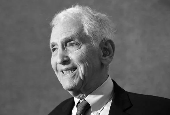 41686951573_DanielEllsberg.jpg
