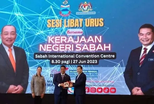 41687847553_RafiziRamli.jpg