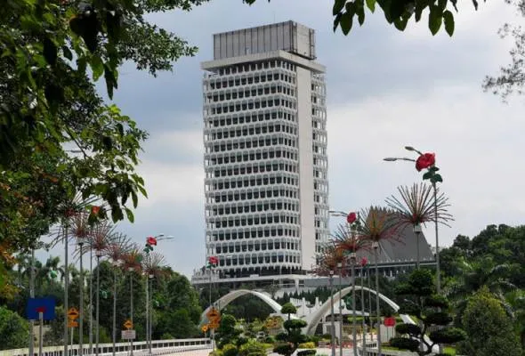 61672329169_MalaysiaParliament.jpg