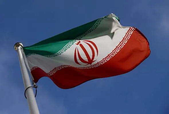 71695626824_Iranianflag.jpg