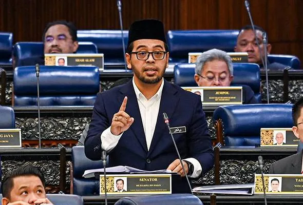51710830710_DrZulkifliHasan.jpg