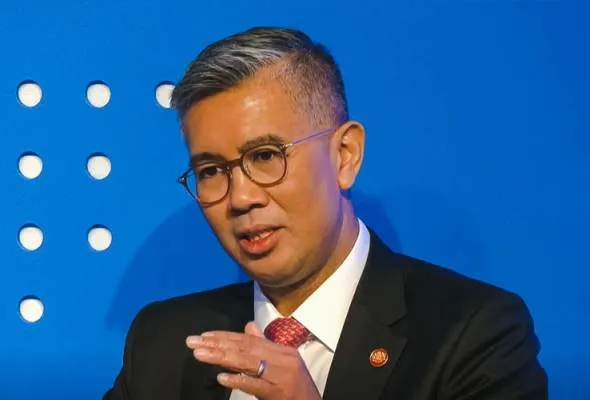 51716531791_TengkuZafrul.jpg