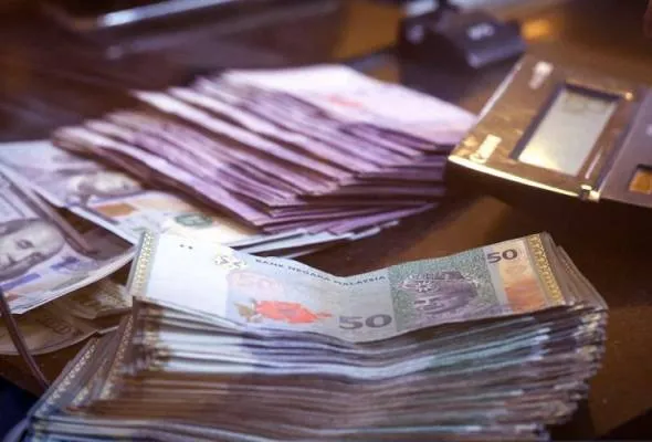 71727599437_duitringgit.jpg